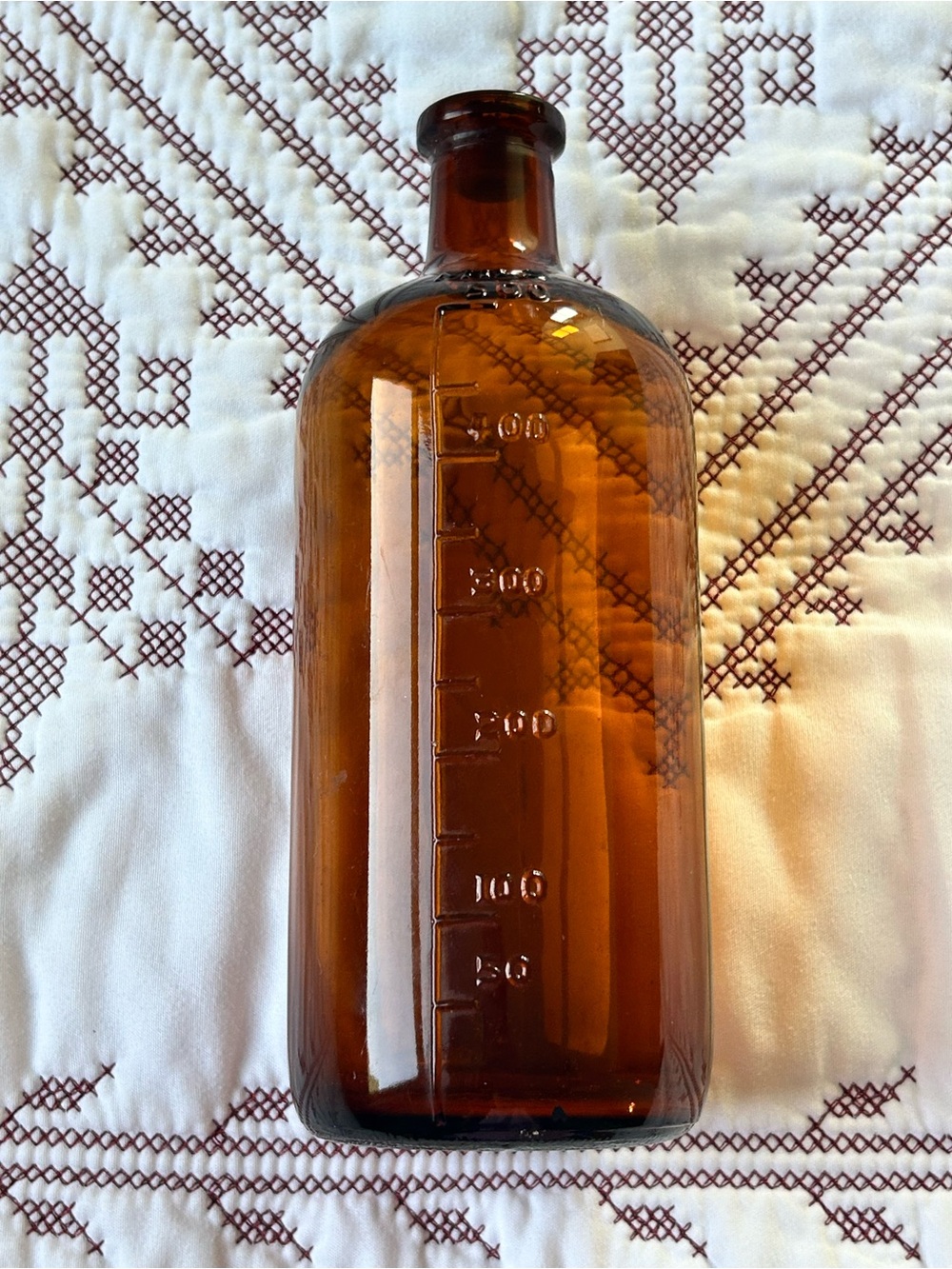 WWII-era 1941 Owens-Illinois Amber 500 Mils Apothecary Bottle, Alton Plant